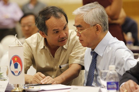 Bau Duc: 'Khong sa thai Miura de co them... bai hoc' hinh anh