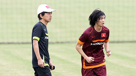 Tuan Anh 'to cao' sai lam cua HLV Miura hinh anh