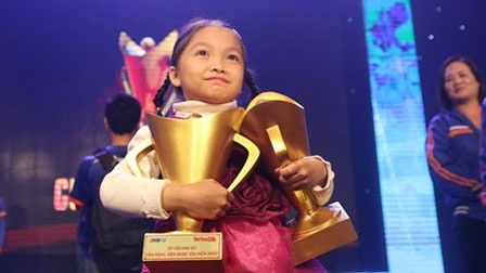 Ky thu Cam Hien 9 tuoi da co tai khoan nua ty hinh anh