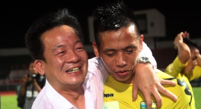 Van Quyet: 'Toi khong co y day nga trong tai' hinh anh