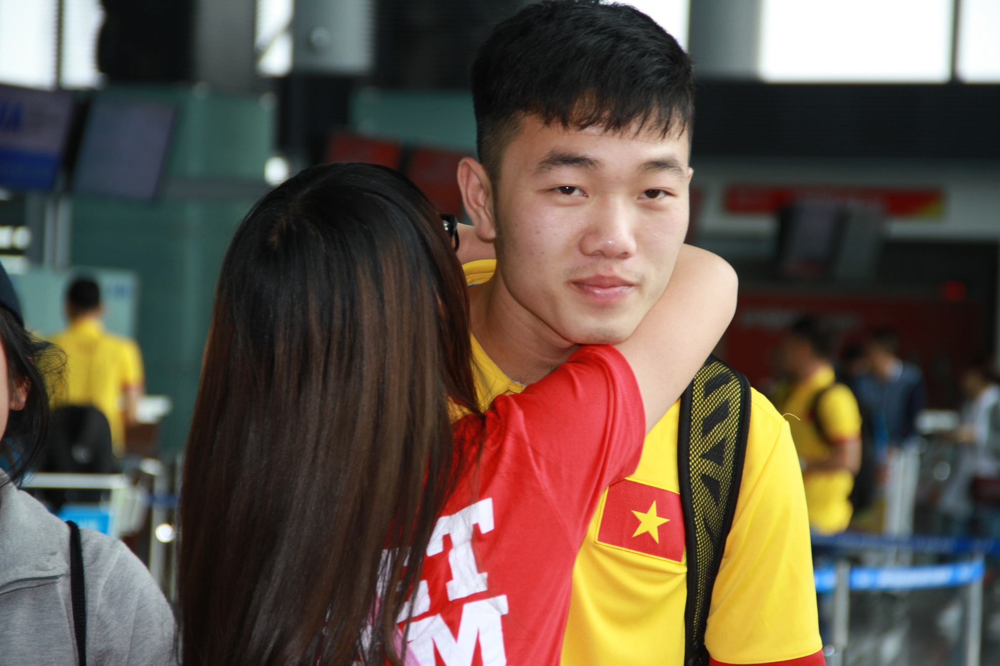 Fan nu om chia tay tuyen thu anh 3