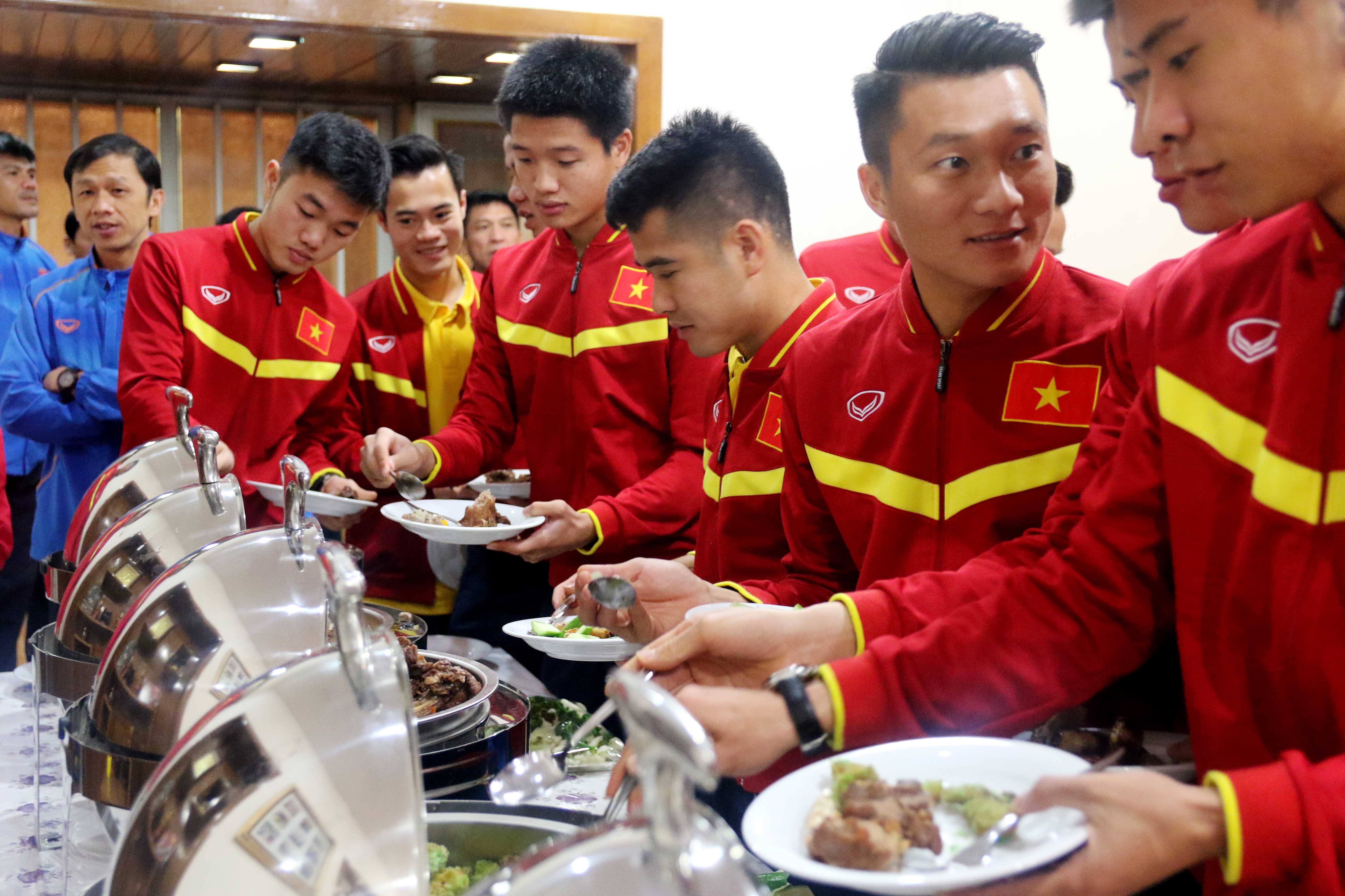 DTVN duoc chieu dai truoc tran Iraq anh 1