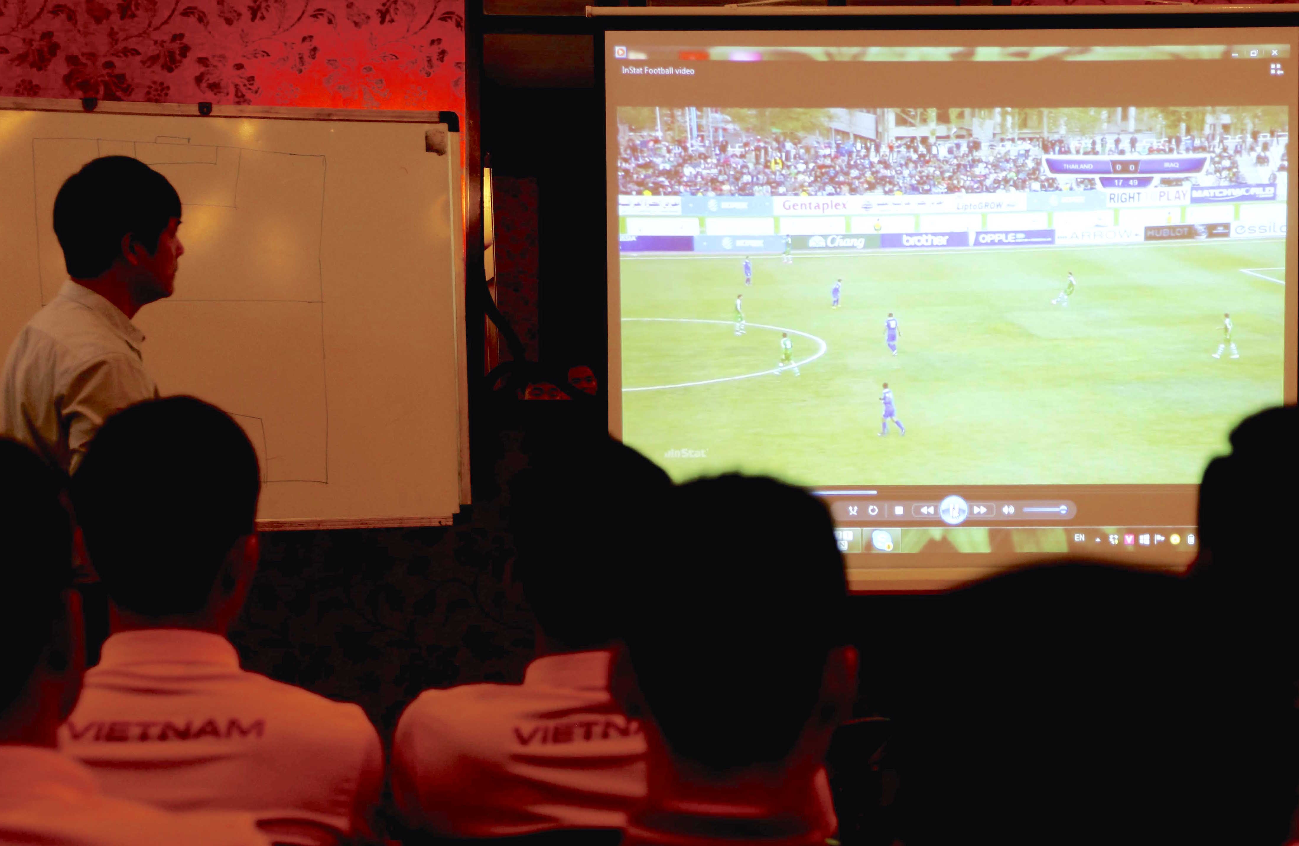 Nhan dinh Viet Nam vs Iraq anh 1