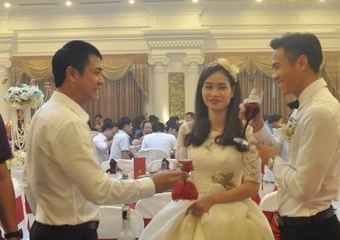 HLV Huu Thang va cac tuyen thu du le cuoi Nguyen Manh hinh anh