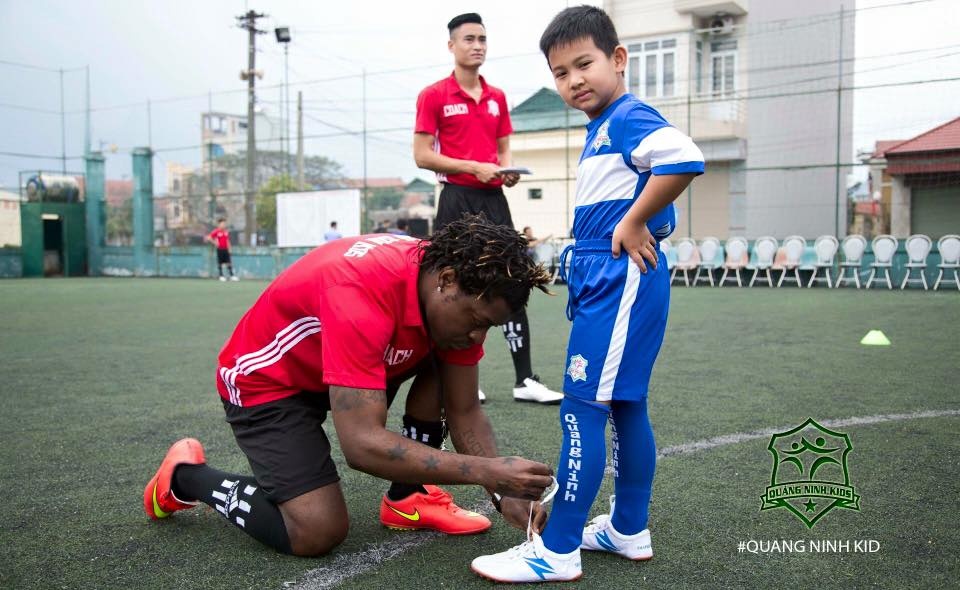 Ngoại binh V.League viết thư cầu cứu ảnh 2 Ngoai binh V.League viet thu cau cuu anh 2