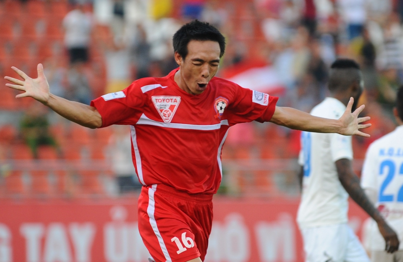 'CLB Hai Phong mang hinh dang Leicester City' hinh anh