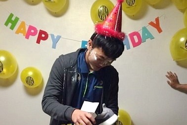 Xuan Truong so hu via trong sinh nhat o Han Quoc hinh anh