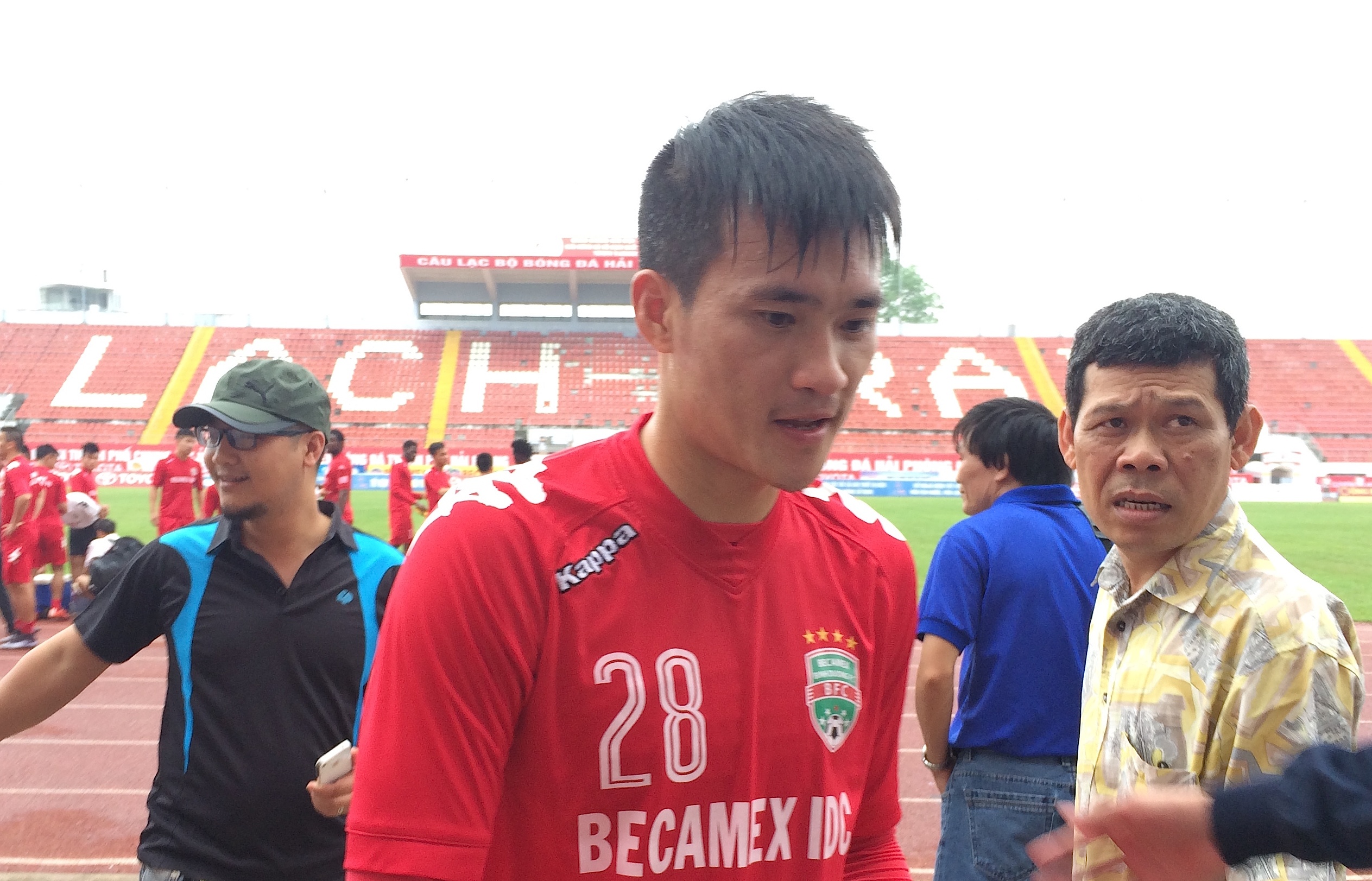 Cong Vinh bi ngo doc ca bien anh 1