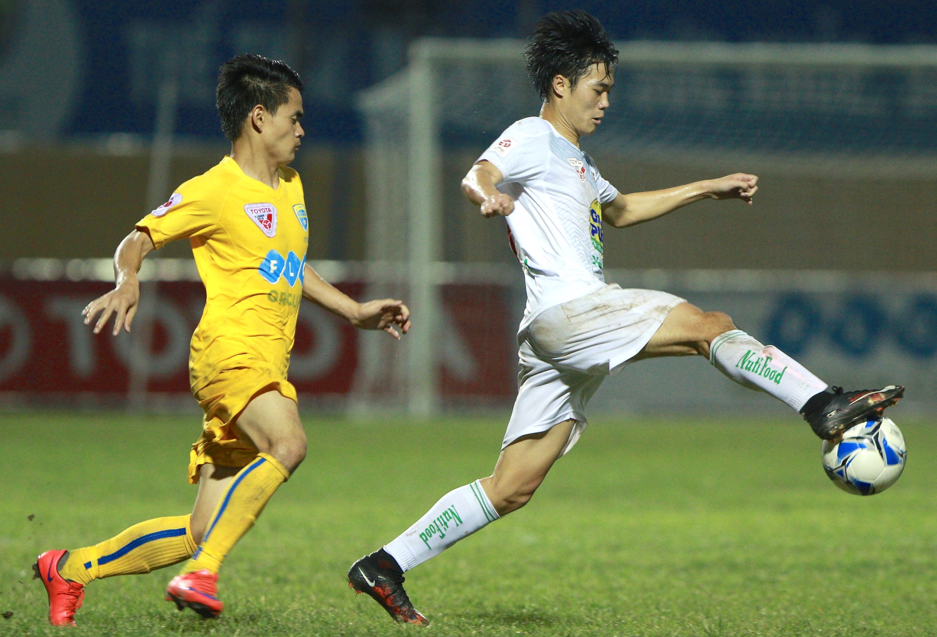 Van Toan sang Nhat Ban anh 1