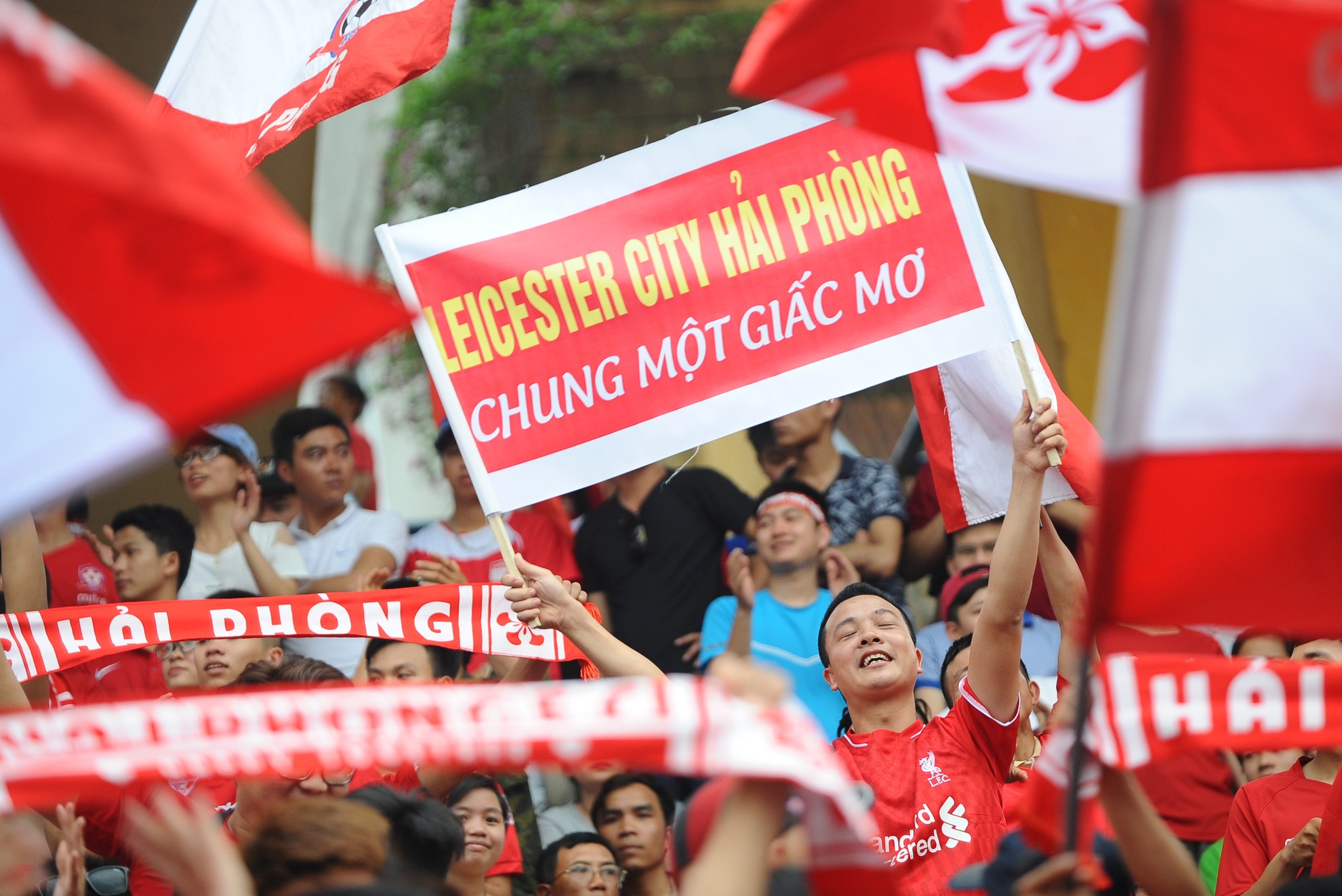 CDV Hai Phong dot phao sang anh 9