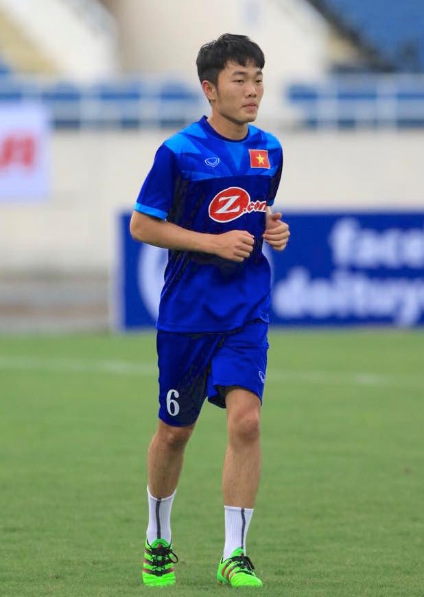 Xuân Trường chấn thương bỏ dở buổi tập ảnh 1 Xuan Truong chan thuong bo do buoi tap anh 1