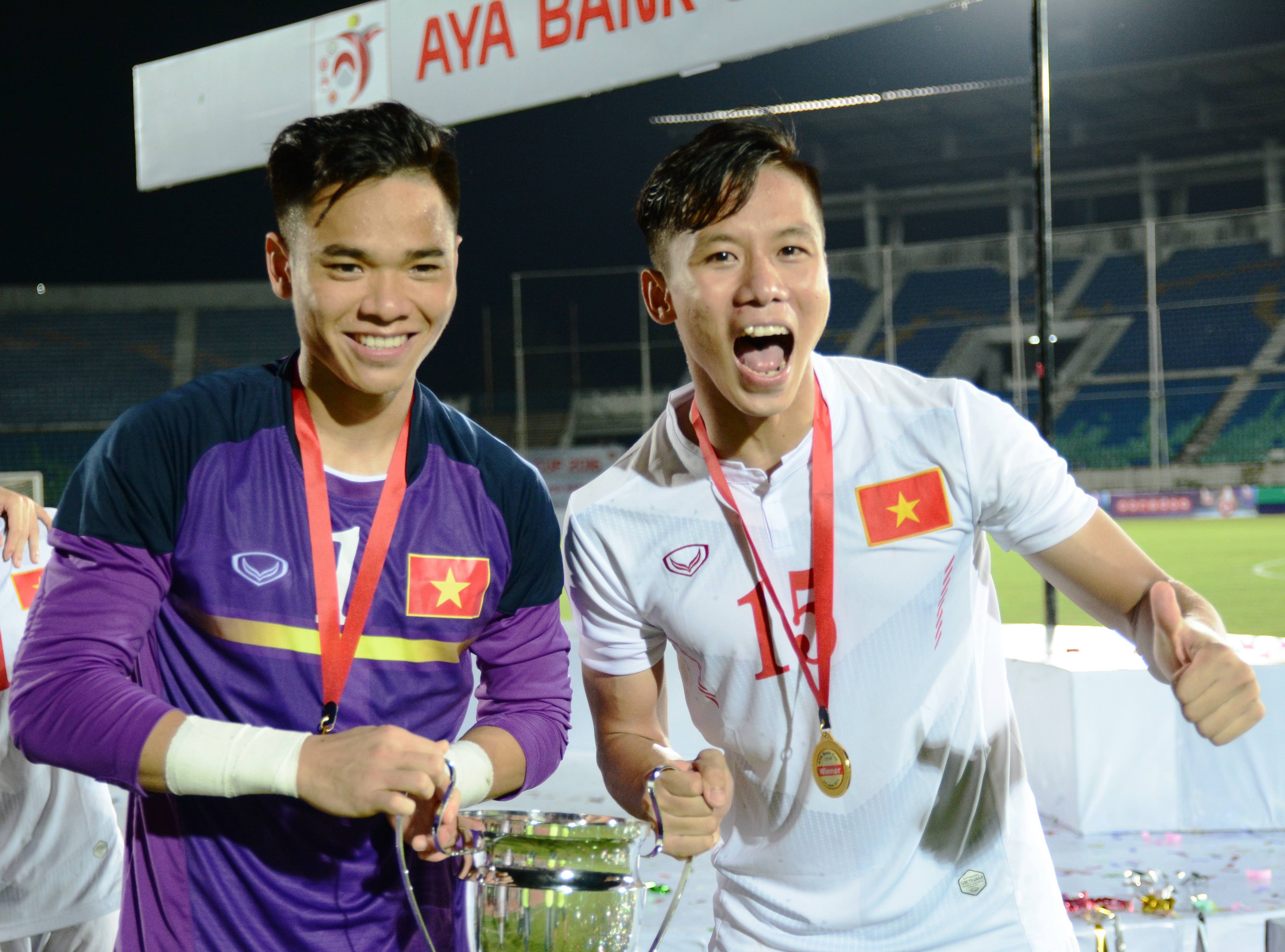 Tuyen Viet Nam vo dich giai tu hung anh 7