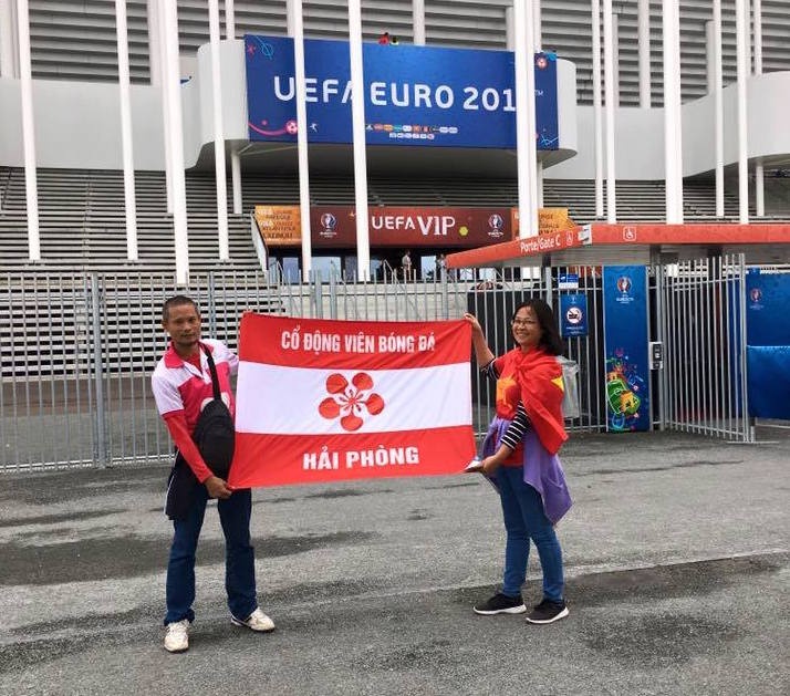 Cờ Việt Nam xuất hiện ở Euro 2016 ảnh 1 Co Viet Nam xuat hien o Euro 2016 anh 1