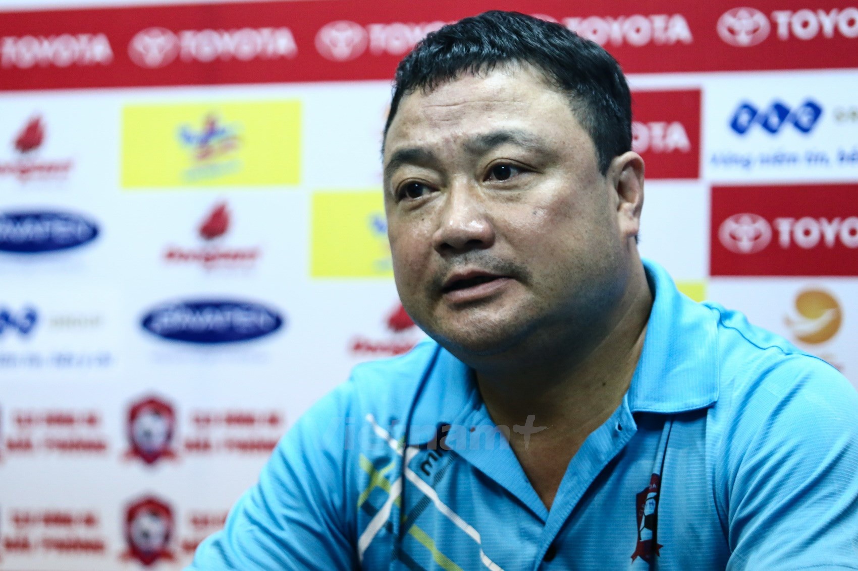 HLV Hai Phong buc xuc vi trong tai thien vi HAGL hinh anh