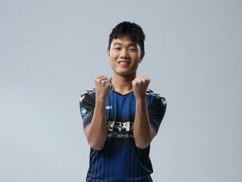 Xuan Truong lap cu dup cho Incheon United o R.League hinh anh