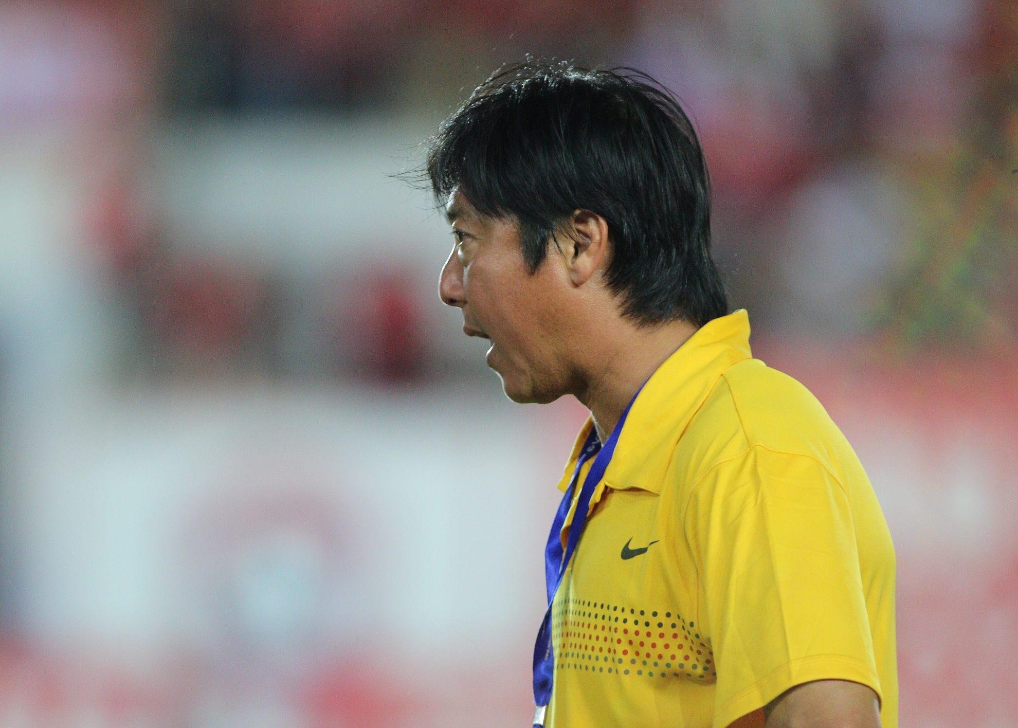 CDV lao xuong san V.League anh 8