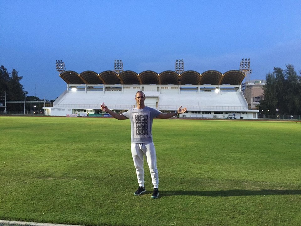 Cầu thủ nhập tịch Việt sang Thái thi đấu ảnh 1 Cau thu nhap tich Viet sang Thai thi dau anh 1