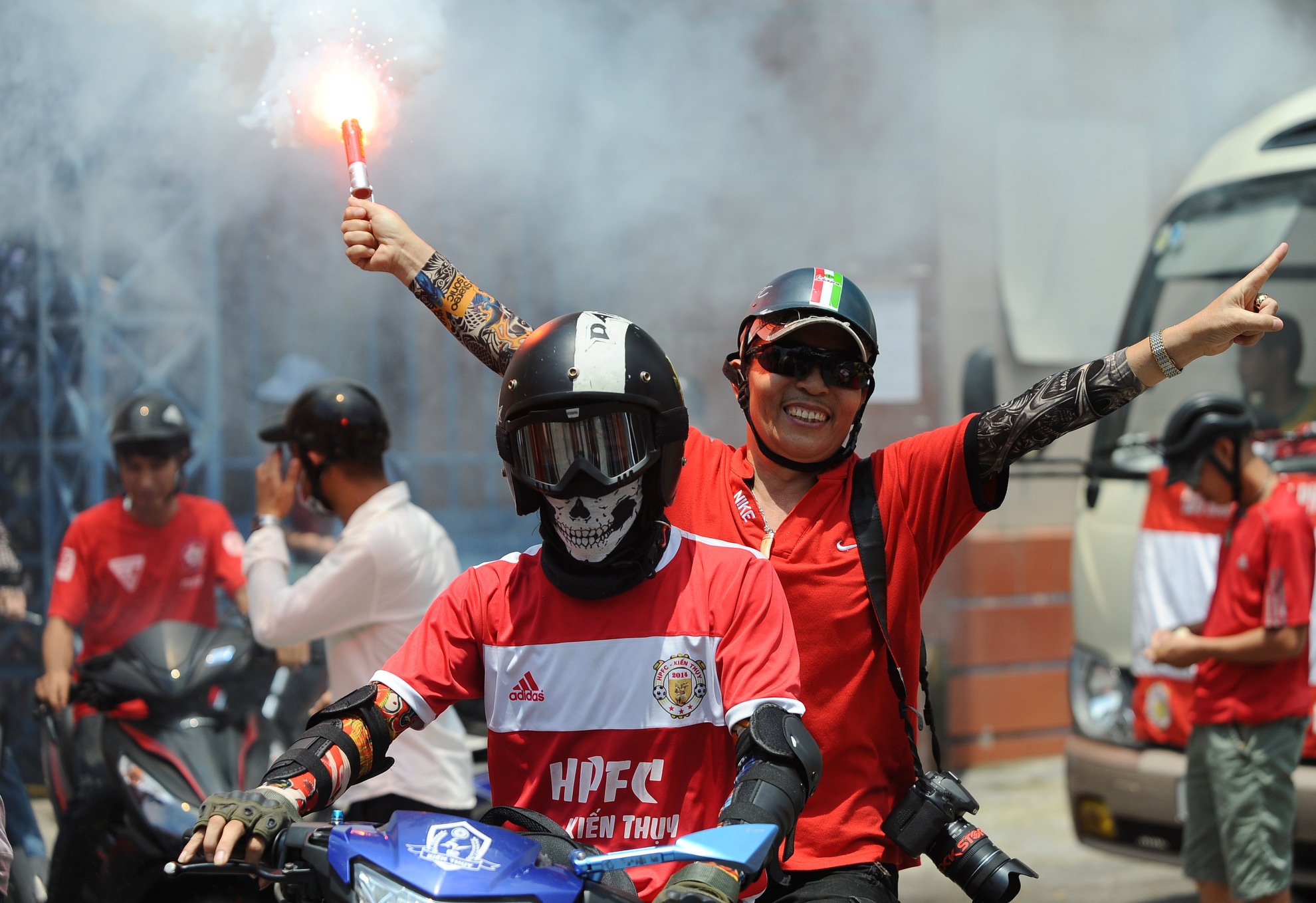 CDV Hai Phong dot phao sang anh 5