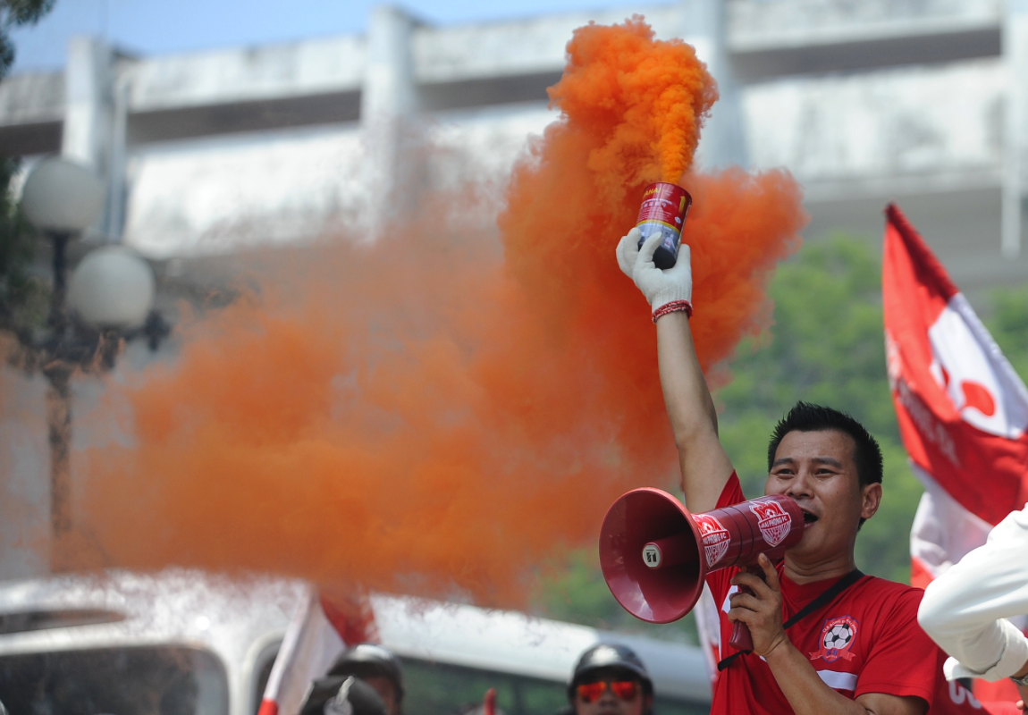 CDV Hai Phong nhuom do duong tien ve Cam Pha hinh anh