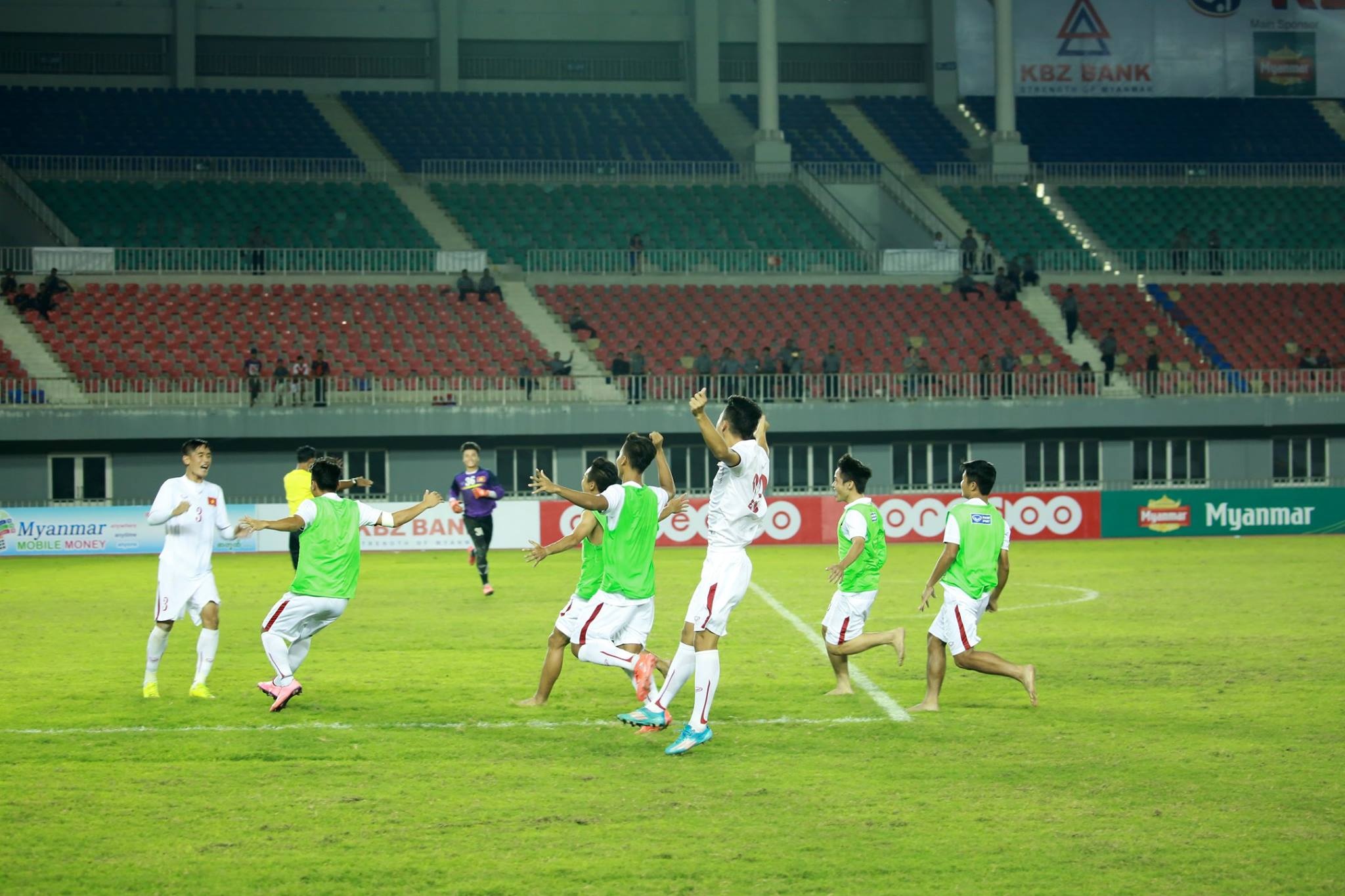 U19 Viet Nam vo dich anh 7