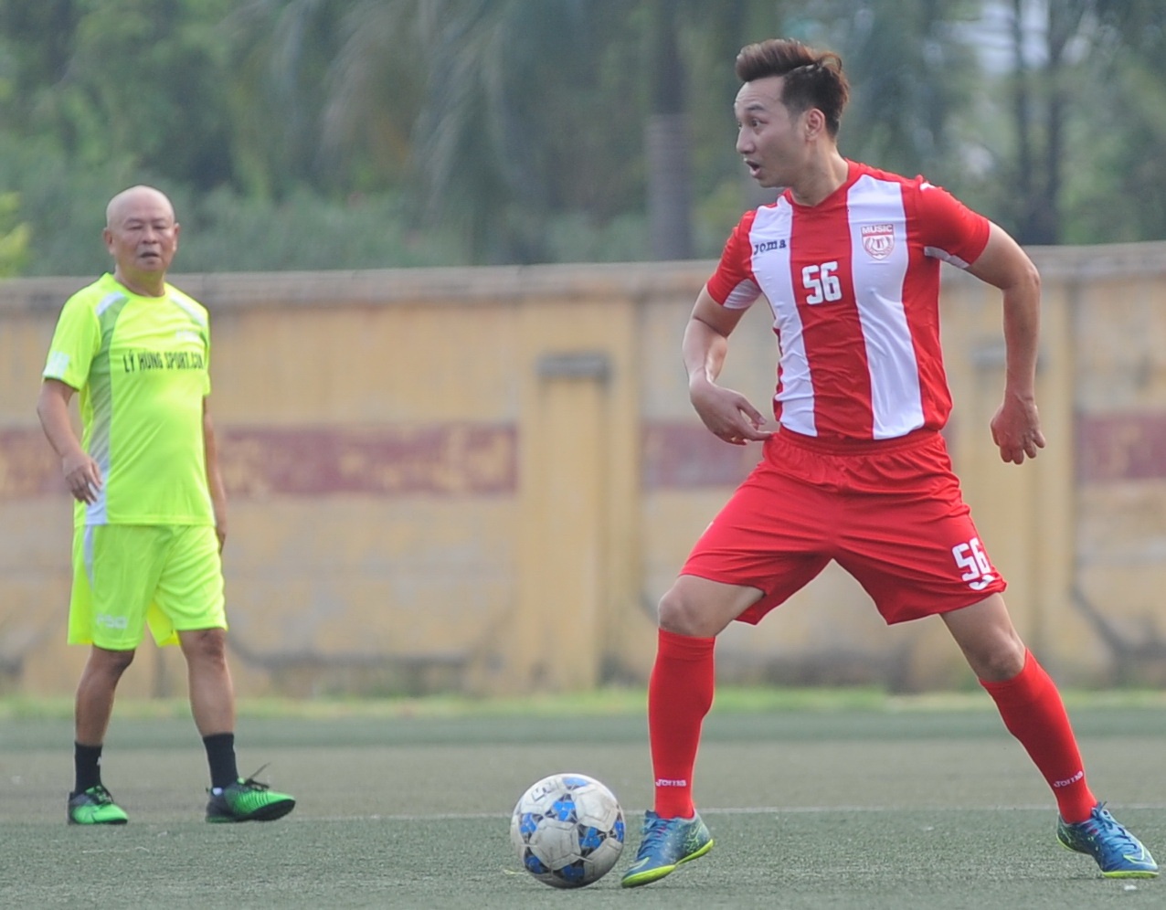 Tuan Hung ghi ban anh 3