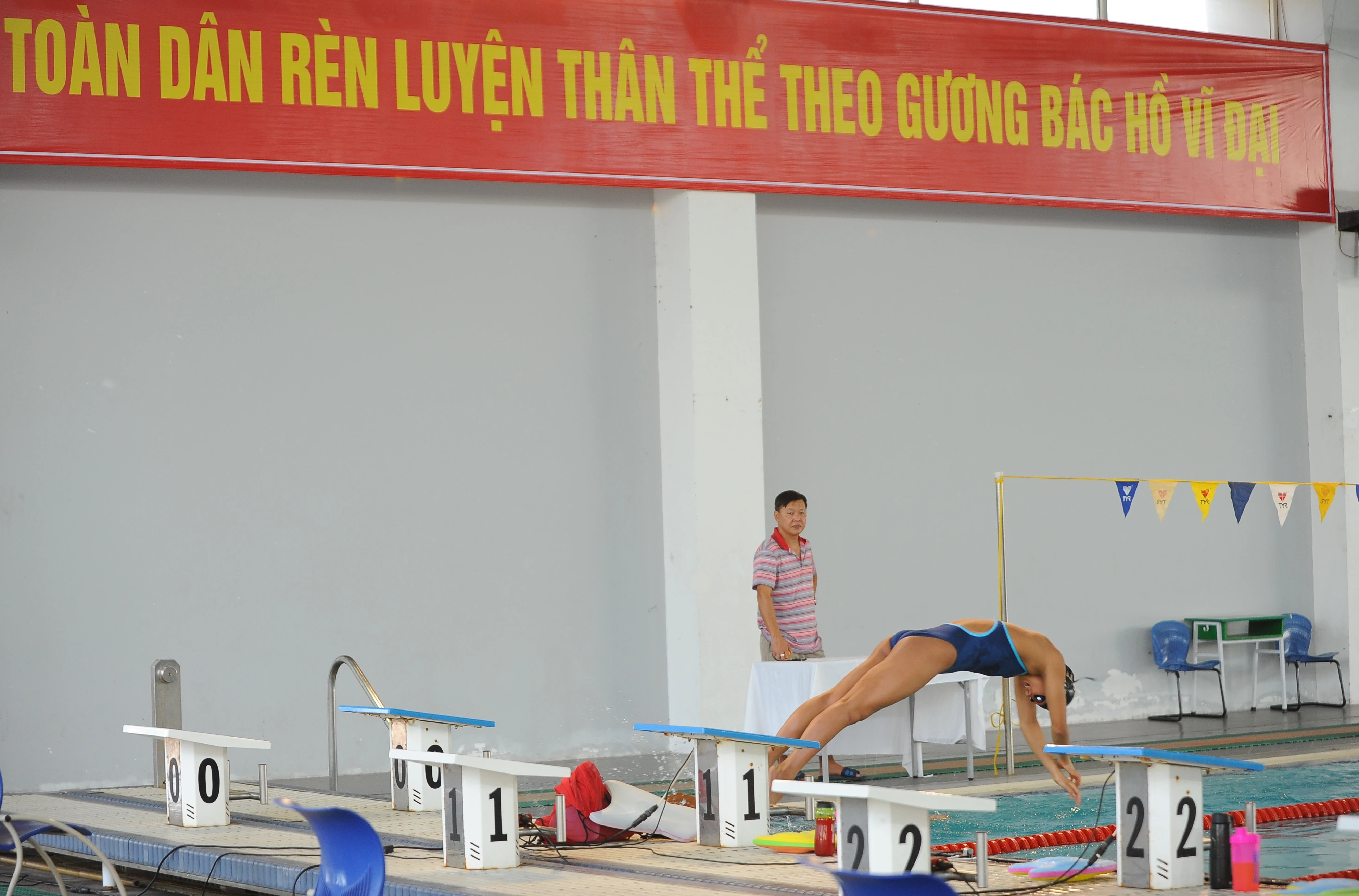 Anh Vien di choi 20/10 anh 4