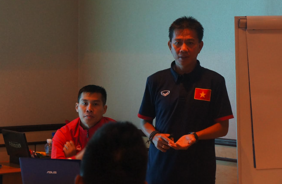 U19 VN cu nguoi truc dem de phong chu nha Bahrain hinh anh