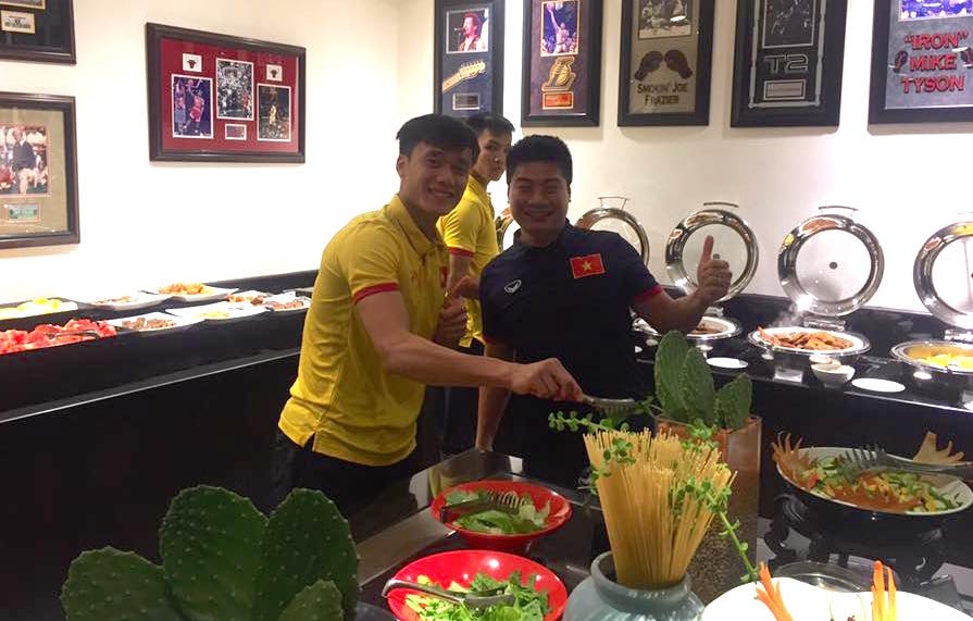 U19 Viet Nam hao huc cham tran Brazil anh 3