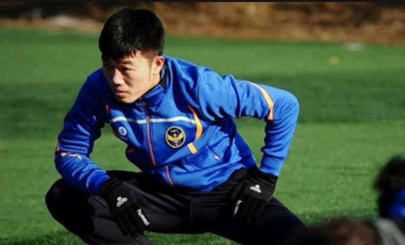 Xuan Truong chan thuong nhe o Han Quoc hinh anh