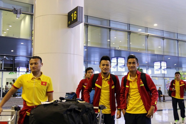 Tuyen Viet Nam tro ve anh 3