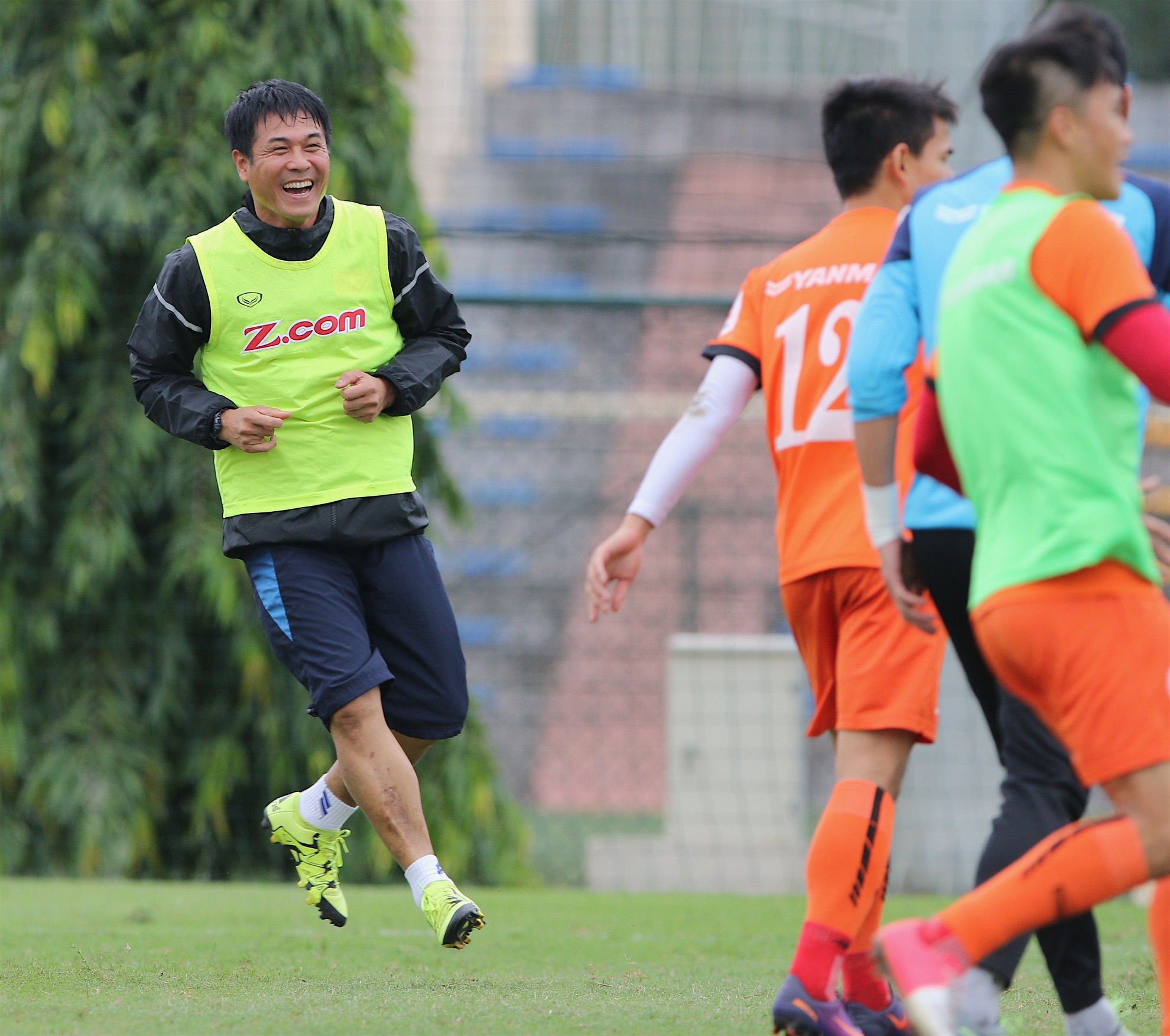 Huu Thang tu tin vo dich AFF Cup anh 1