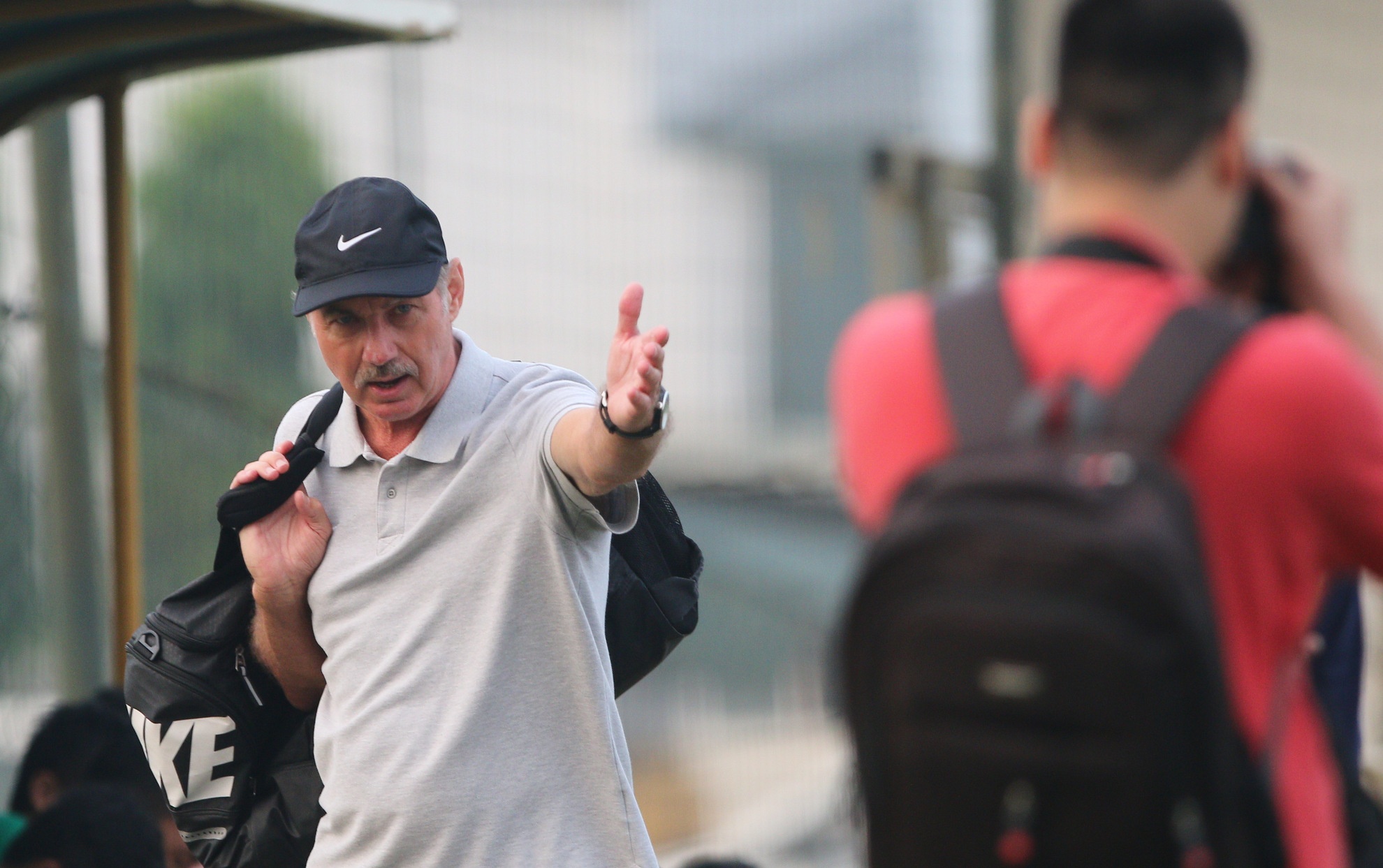 HLV Alfred Riedl noi cau voi Viet Nam anh 1