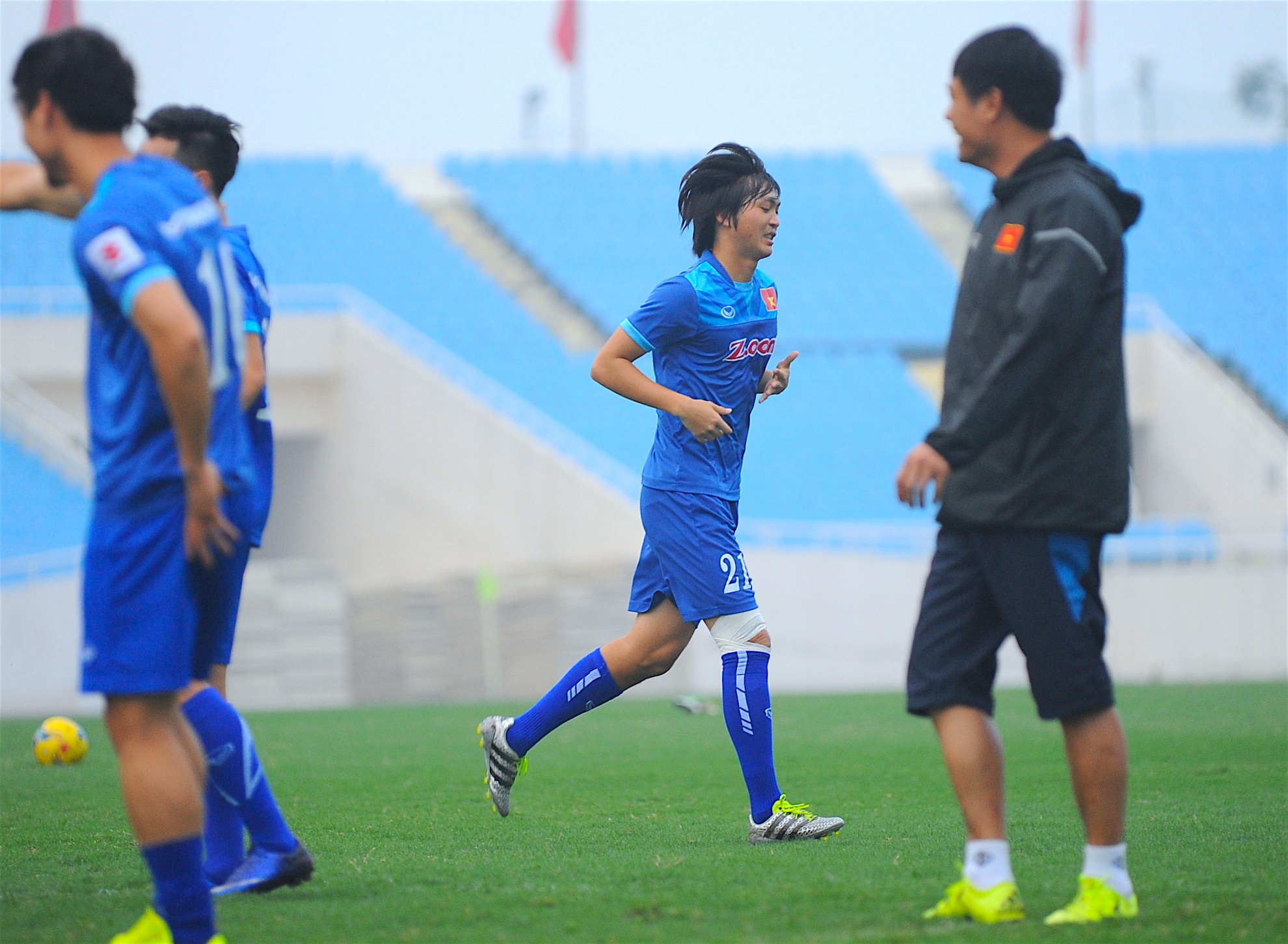 Indonesia treu gheo fan nu Viet Nam anh 5