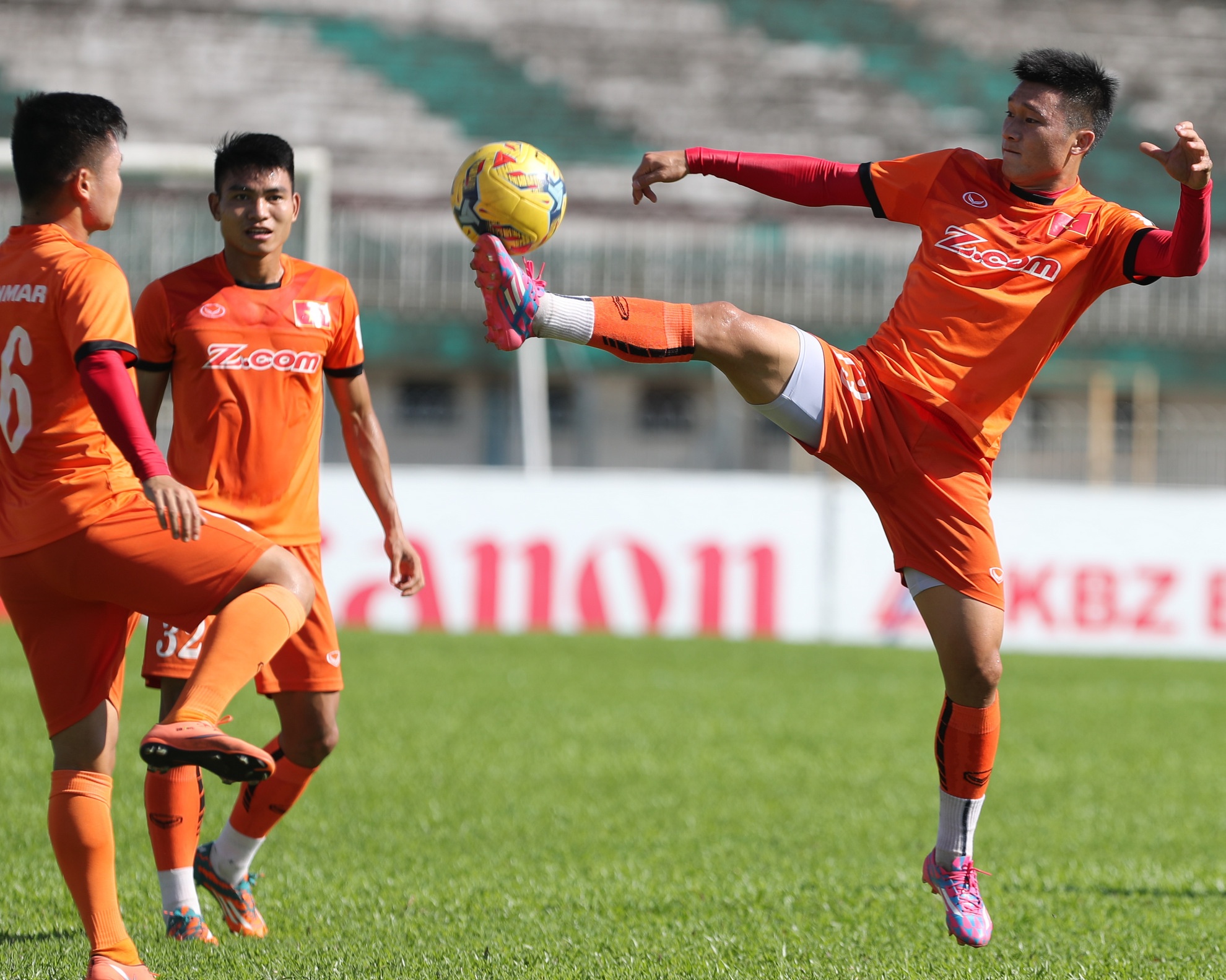 Tuan Anh bi loai khoi DTVN anh 2