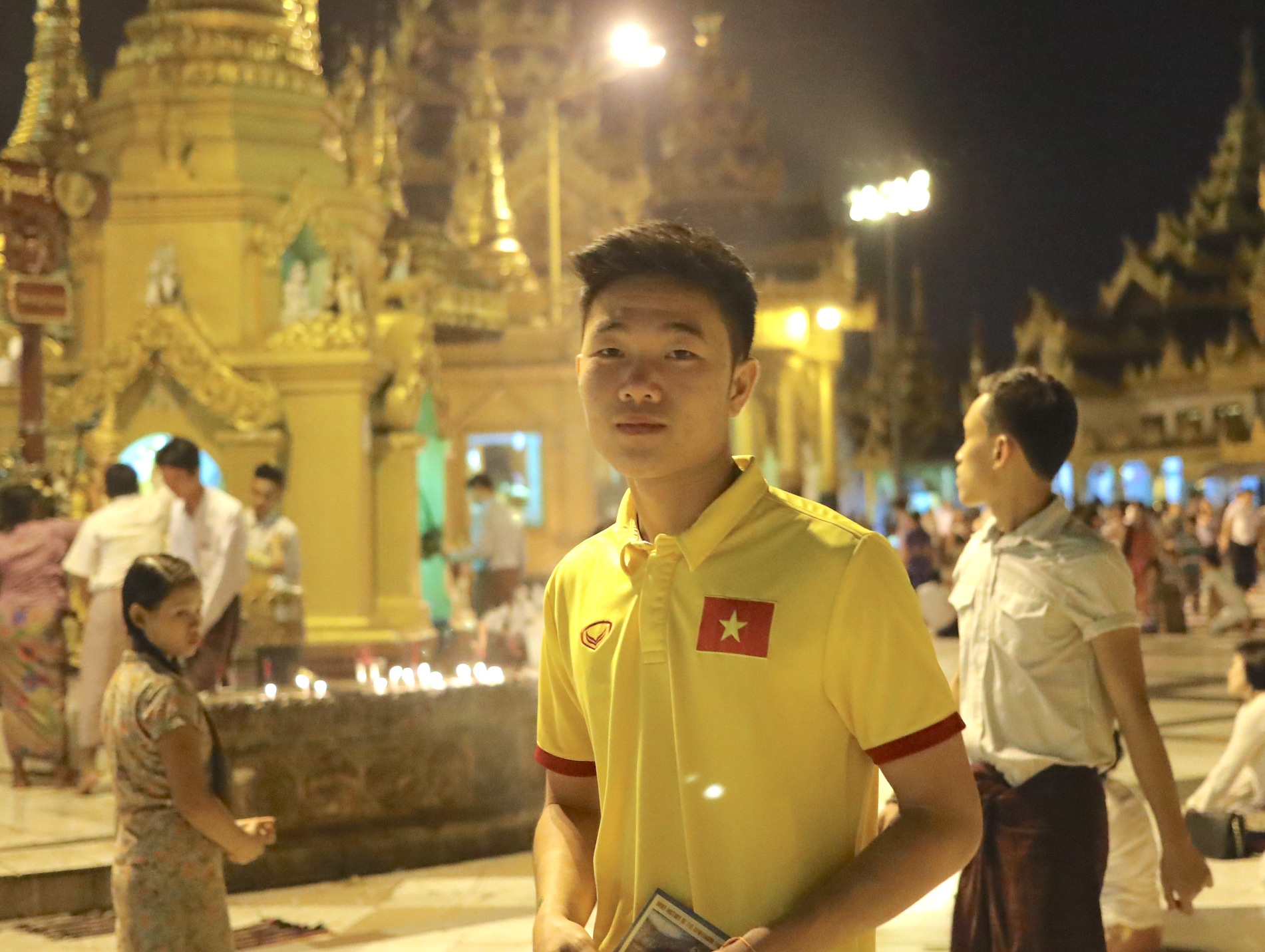 Tuyen Viet Nam di chua cau may anh 3