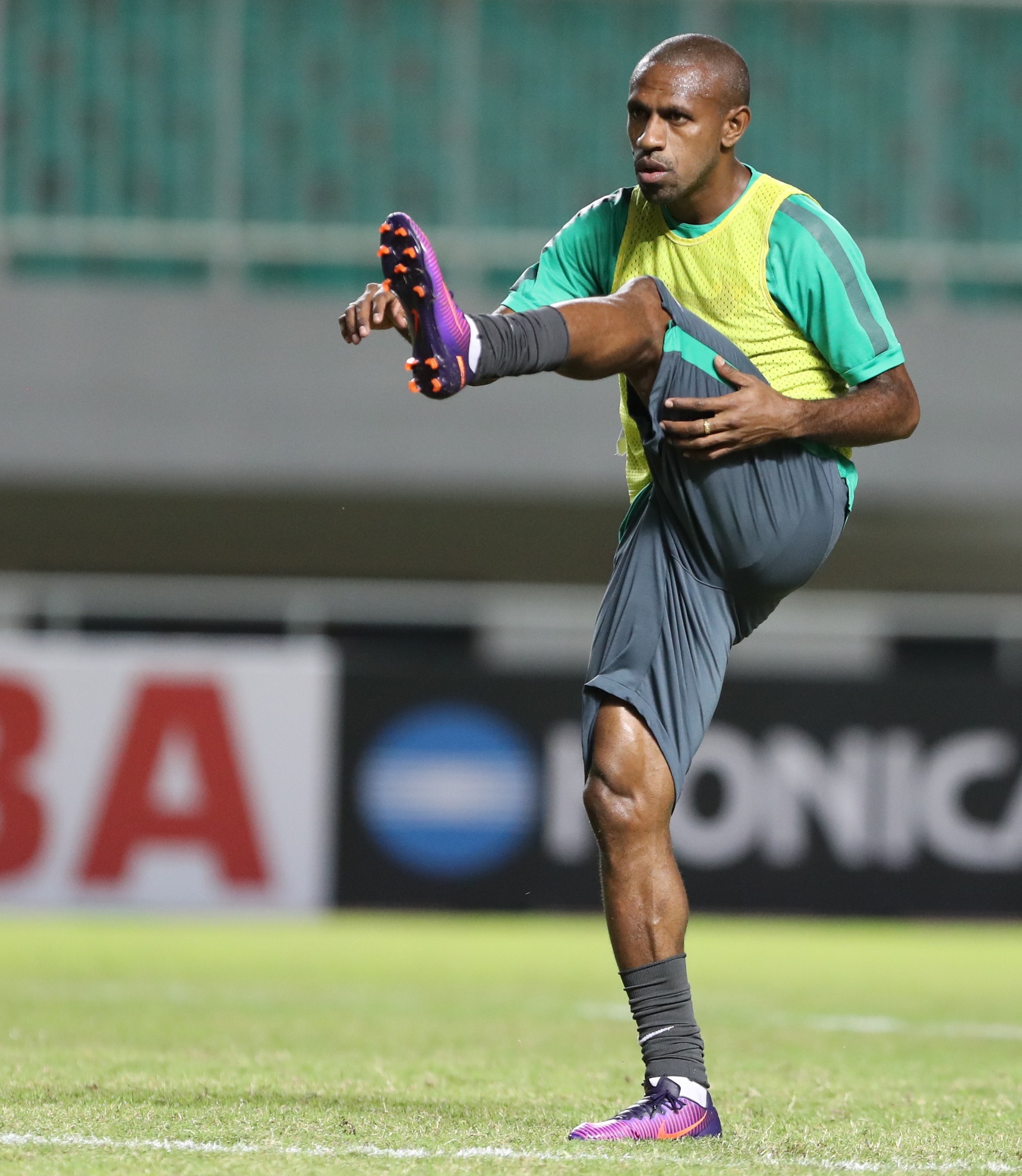 Alfred Riedl sua san Pakansari anh 1