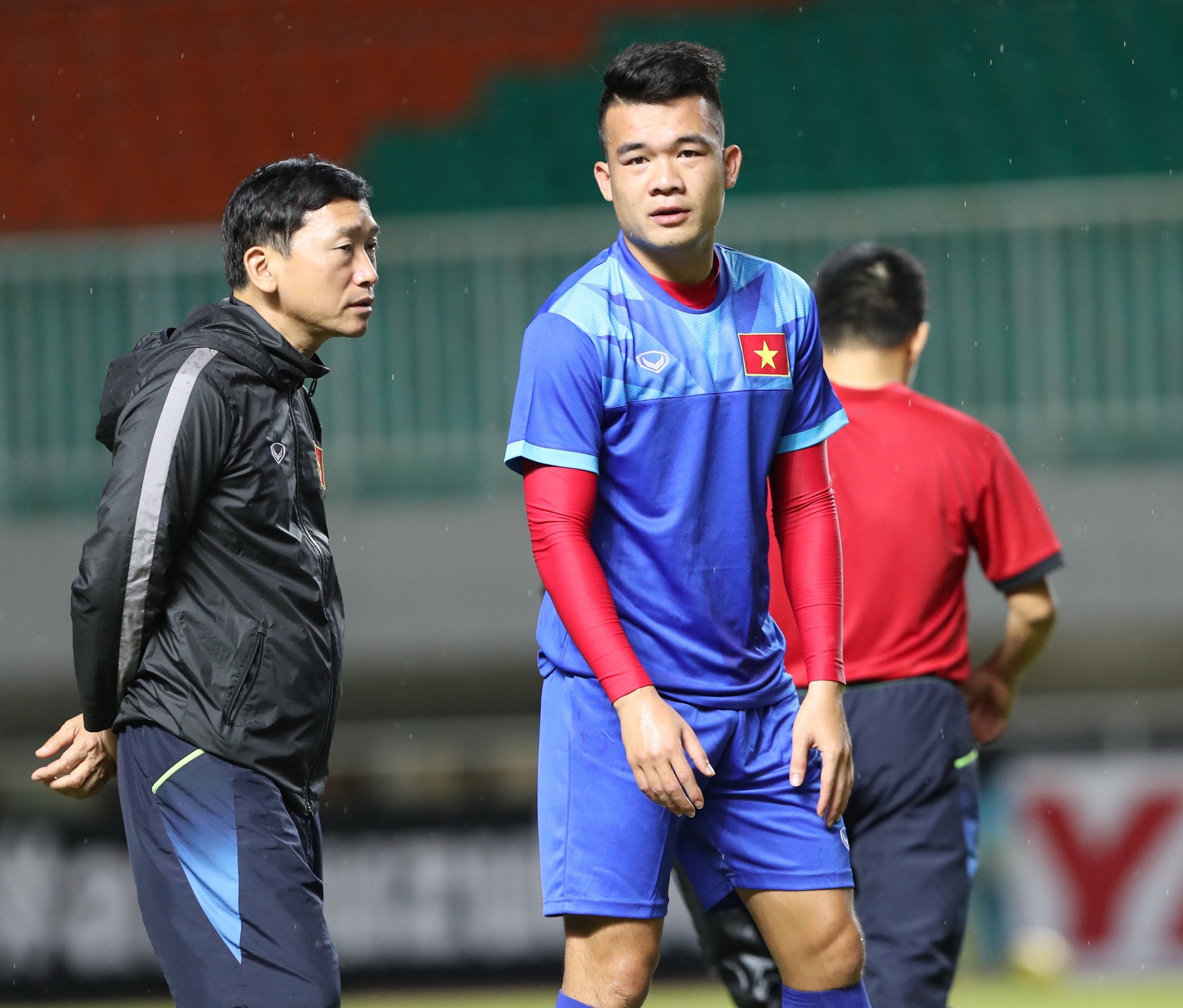 Cong Phuong tap dut diem mot minh anh 8