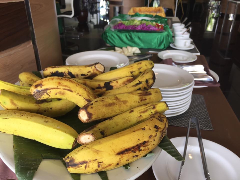 Đội trưởng Indonesia đi siêu thị, ảnh 2 Doi truong Indonesia di sieu thi, anh 2