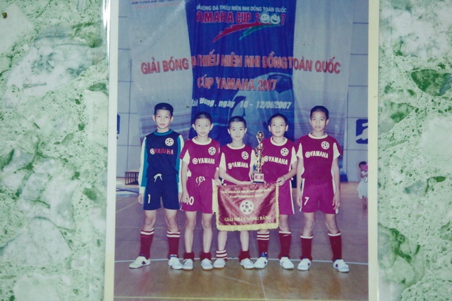 Bố Văn Toàn cổ vũ con trai ảnh 2 Bo Van Toan co vu con trai anh 2