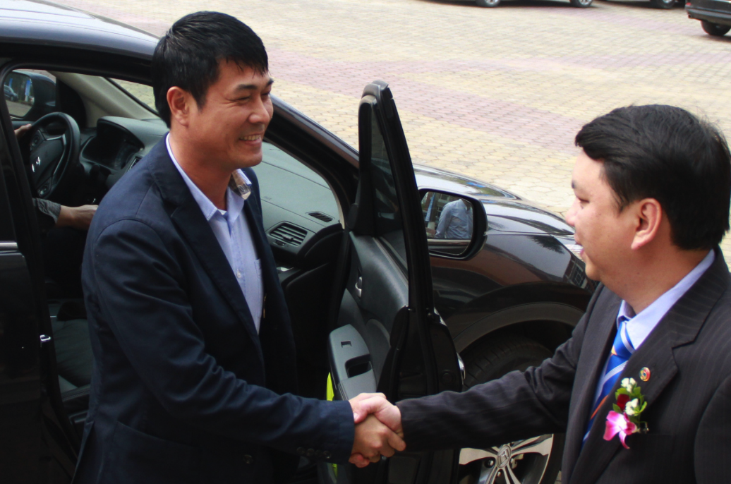 VFF ban ve tuong lai cua HLV Huu Thang vao ngay mai hinh anh