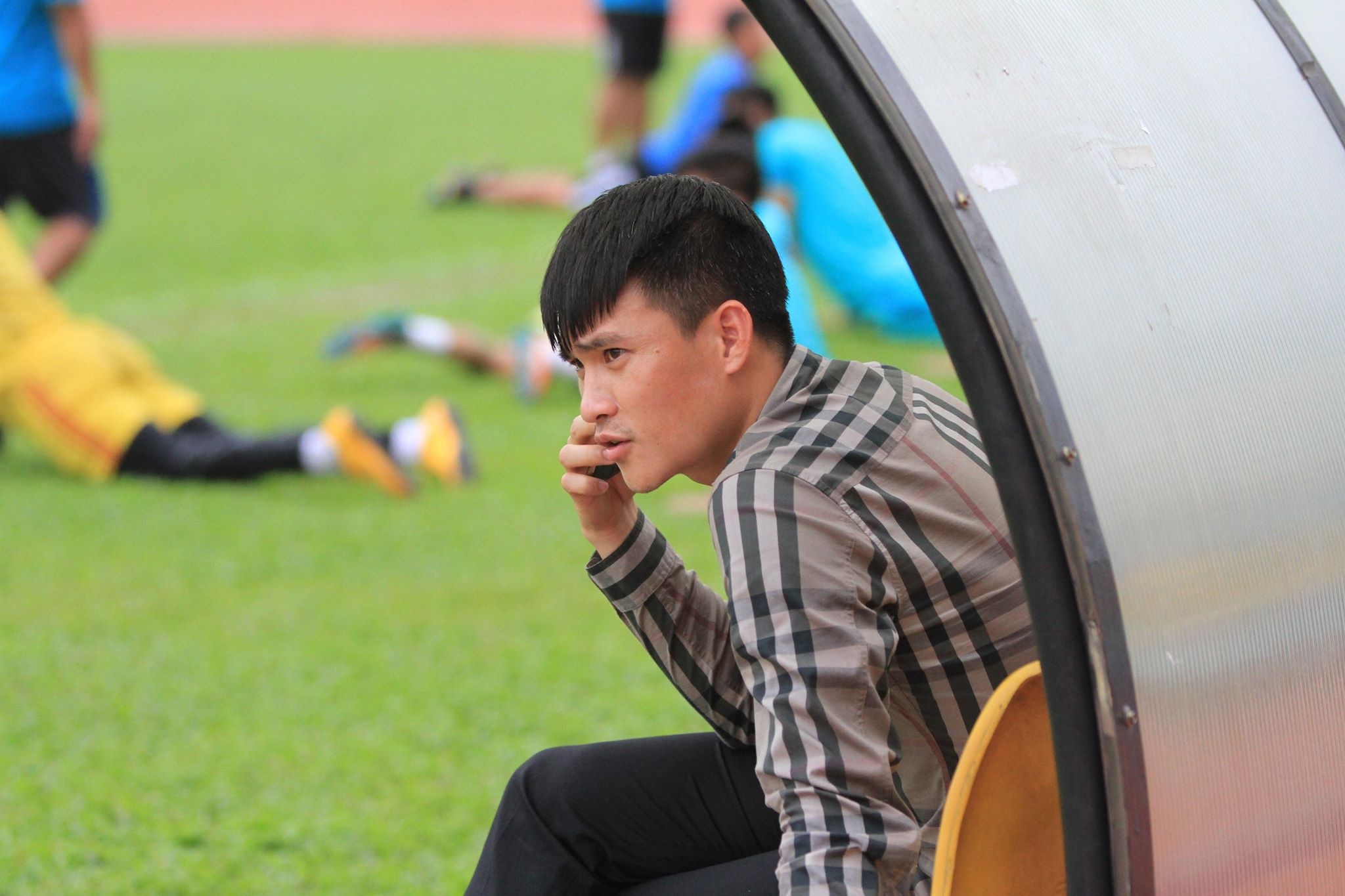 Cong Vinh khong quan tam Qua bong vang Viet Nam 2016 hinh anh