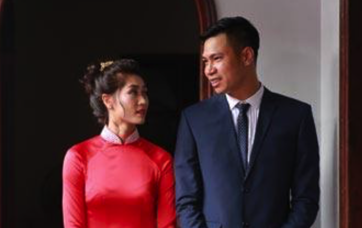 Hoa khoi bong chuyen Tran Thi Thao len xe hoa hinh anh