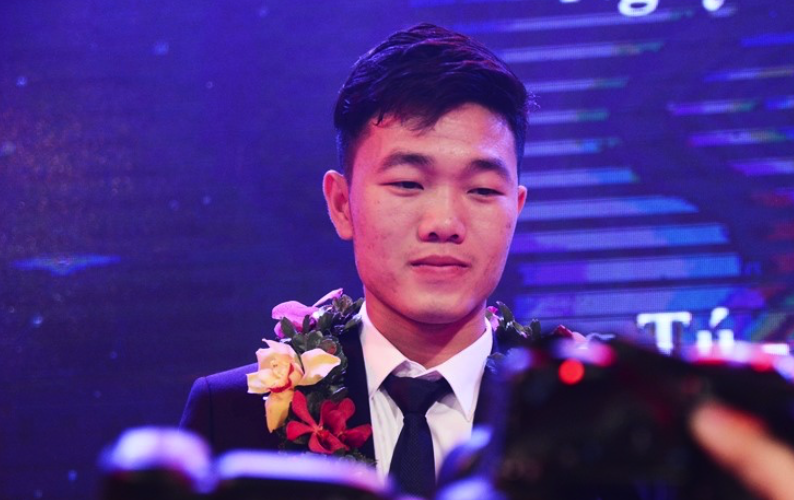 Gangwon FC tu hao vi so huu Qua bong bac Xuan Truong hinh anh