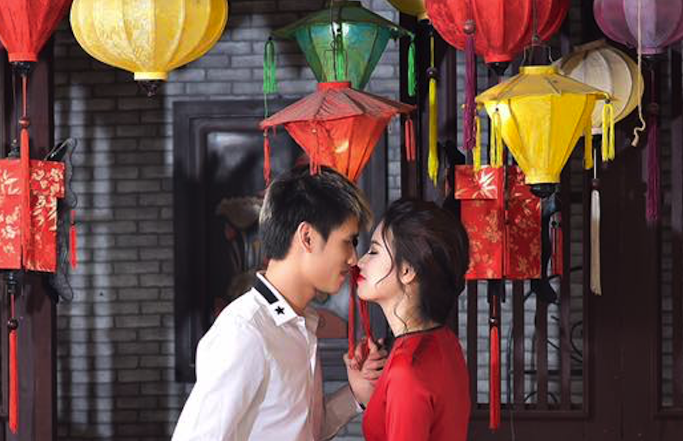 Trung ve DTVN don xuan ben ban gai de thuong hinh anh