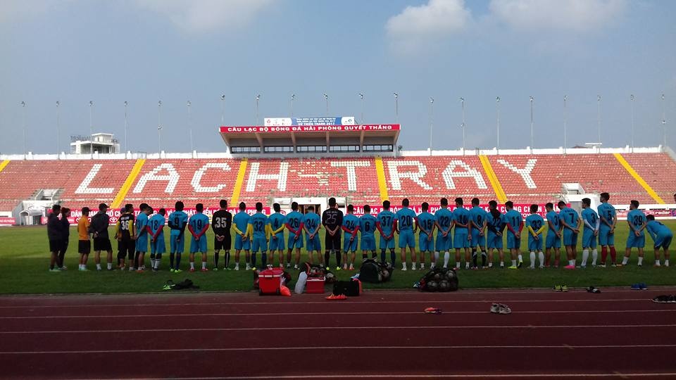 Nu tuyen thu lam ruong dip Tet anh 5