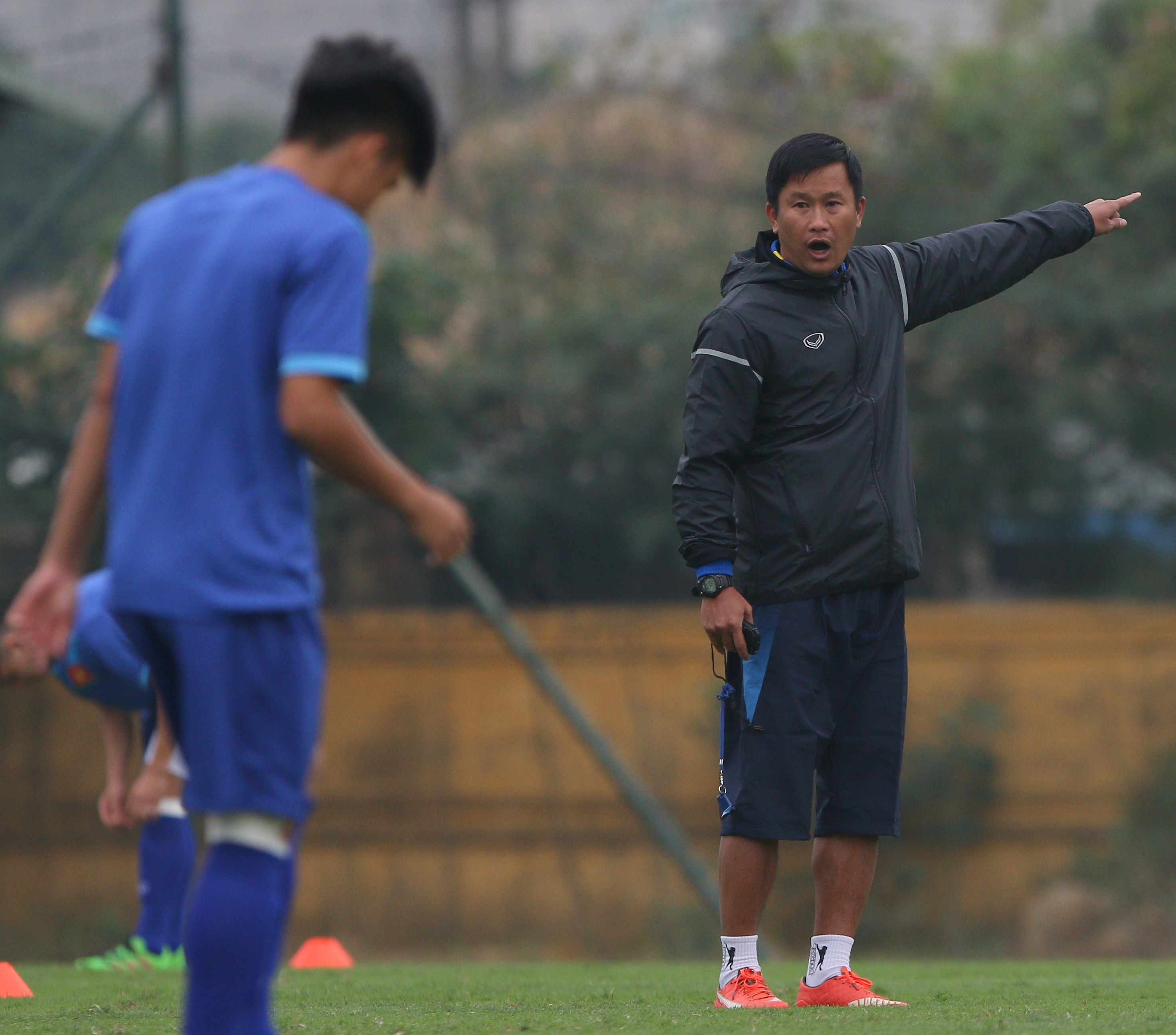 U18 Viet Nam sang du dau Trung Quoc anh 1