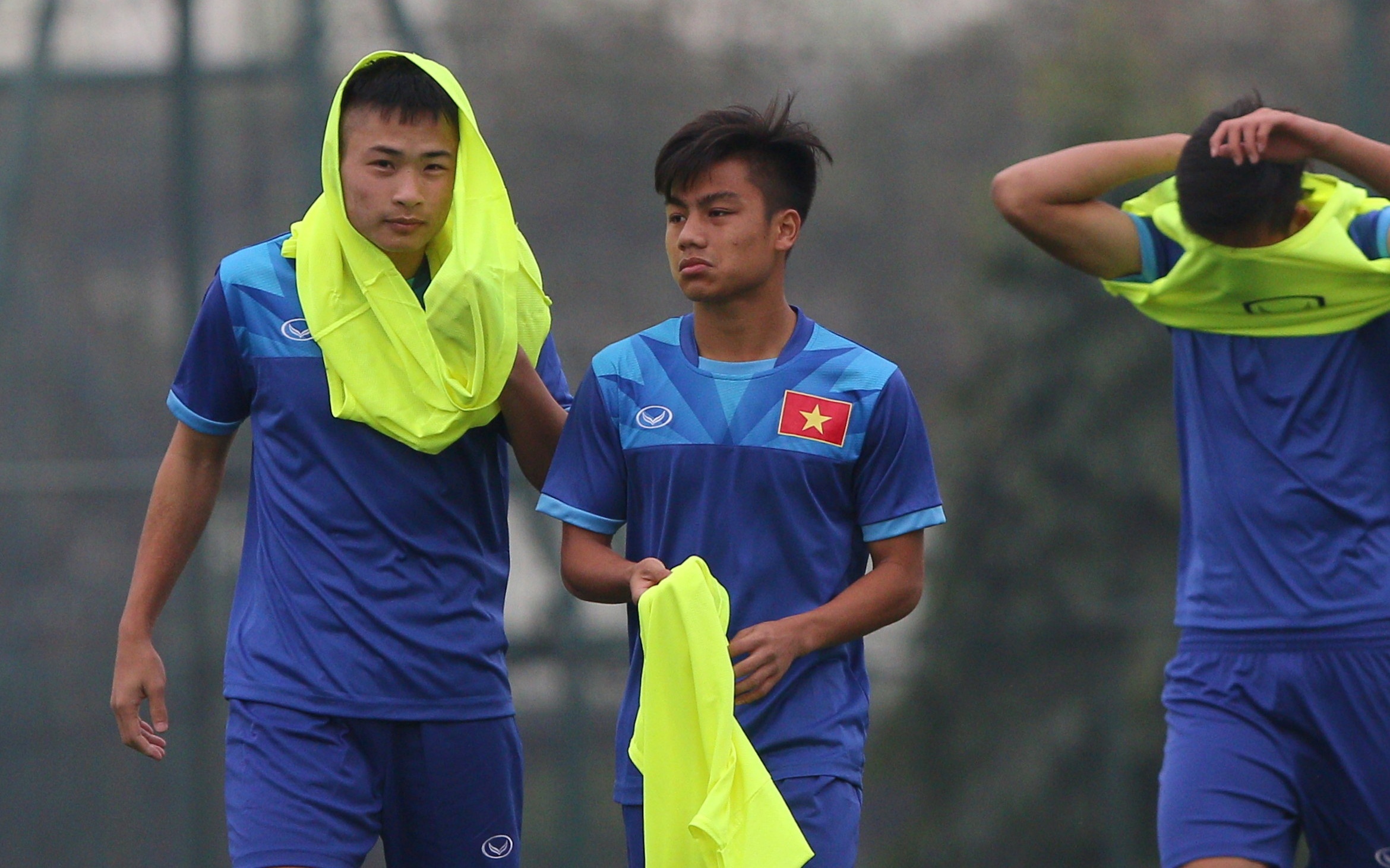 U18 Viet Nam tich cuc tap luyen truoc ngay sang Trung Quoc hinh anh