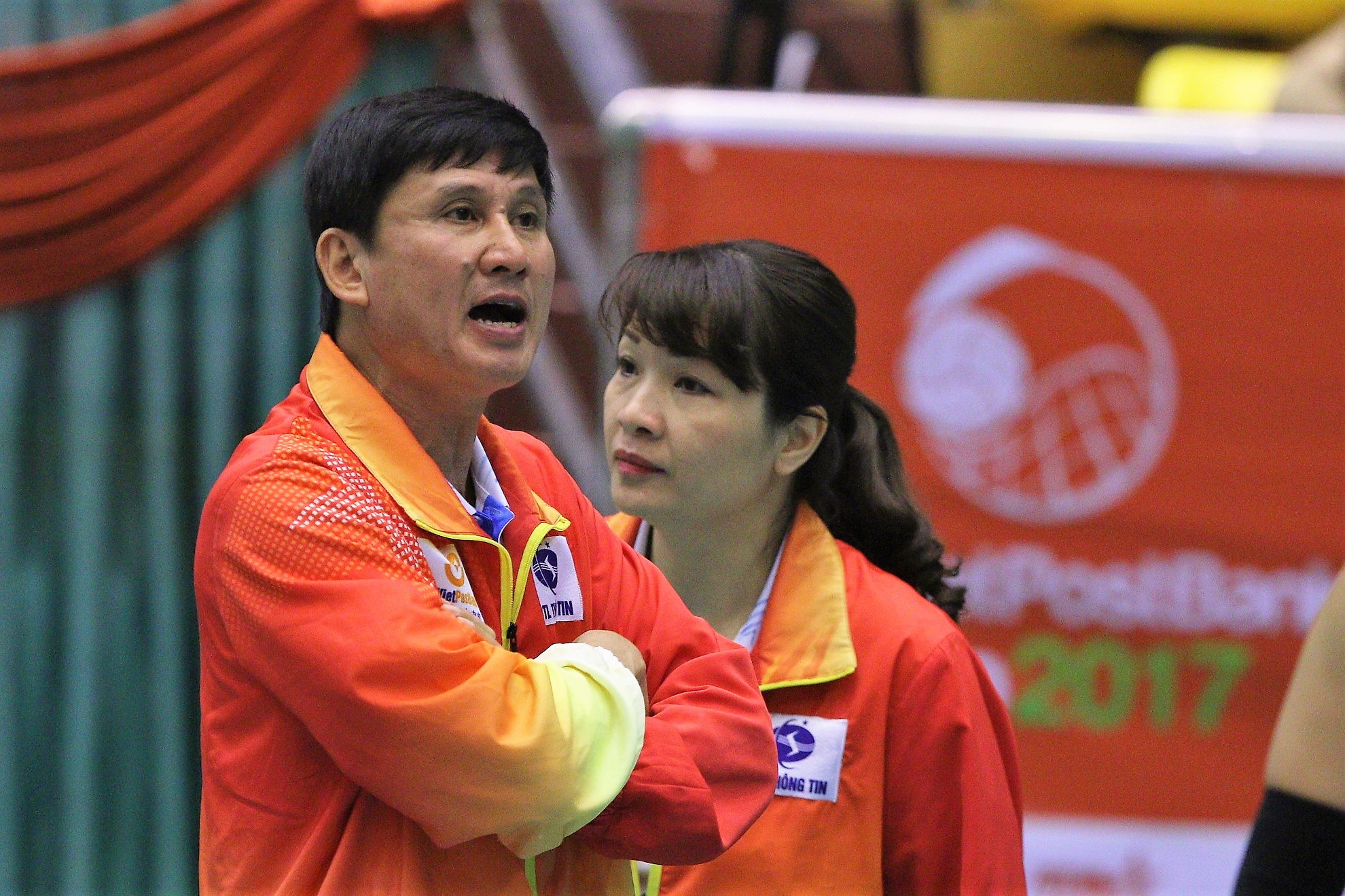 Bong chuyen nu cup Lien Viet anh 7