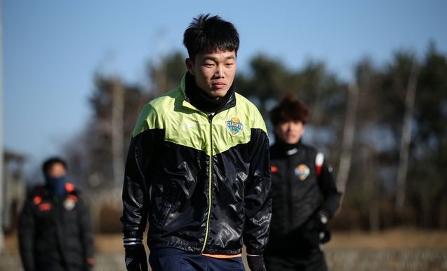 CLB cua Xuan Truong thua tran dau tien o K.League hinh anh