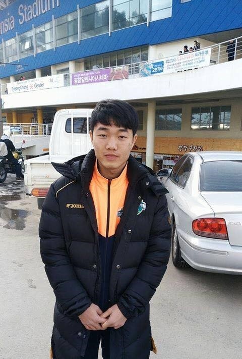 Xuân Trường chấn thương ở Hàn Quốc ảnh 2 Xuan Truong chan thuong o Han Quoc anh 2